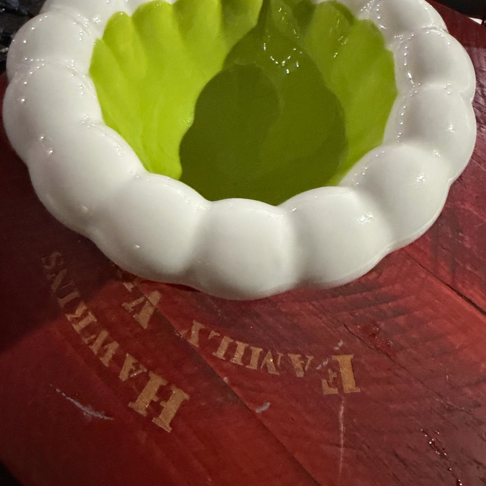 Festive Red and Green Ceramic Grinch bowl - Picture 8 of 11